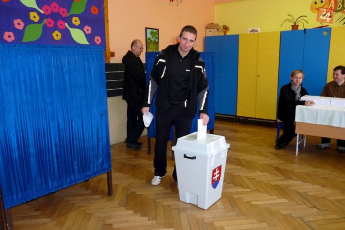 Ilustračný obrázok k článku POLUVSIE: Obyvatelia obce budú voliť nového starostu